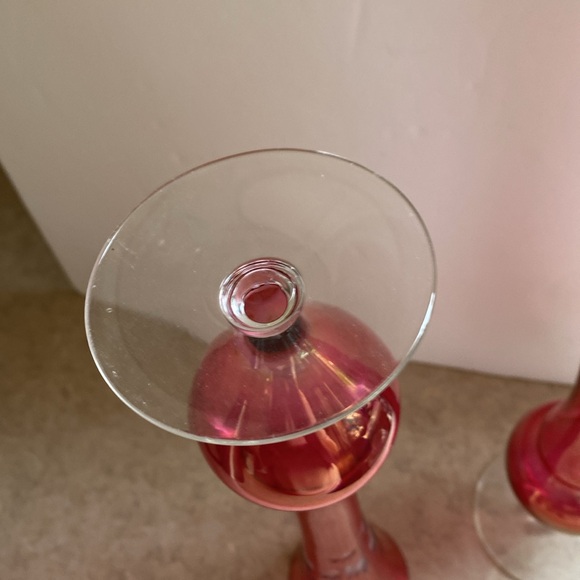 Beautiful Cranberry glass cut to clear tall bud flower vase (2) - Picture 9 of 9